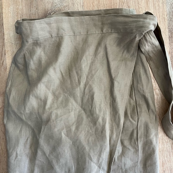 Reformation - Florence linen midi wrap skirt / size M petite / tan - Picture 7 of 14